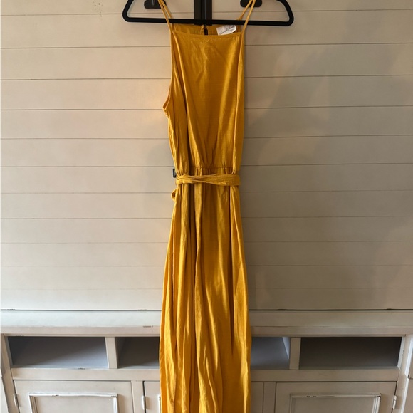 Universal Thread Yellow Dress - Picture 3 of 4